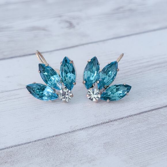 Vintage Screw Back Earrings Stunning Bright Blue & Clear Gems - Picture 3 of 7
